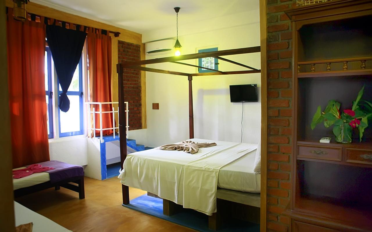 The Change Hotel Kandy Exterior photo